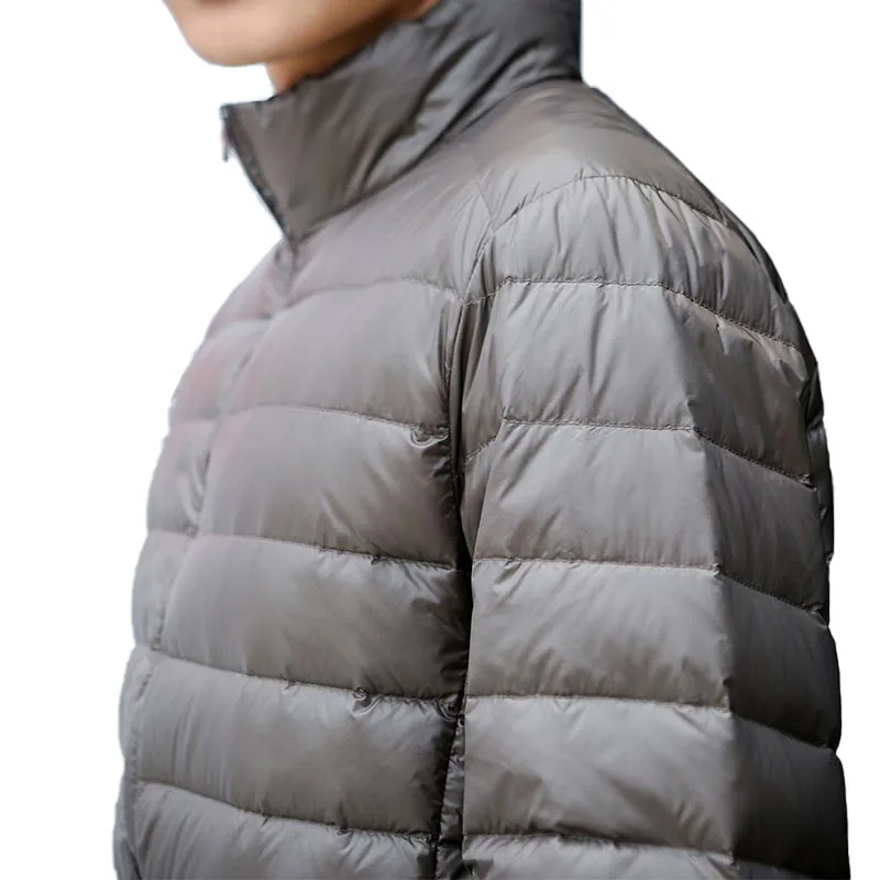 Куртка мужская короткая зимняя с воротником-стойкой приталенный пуховик