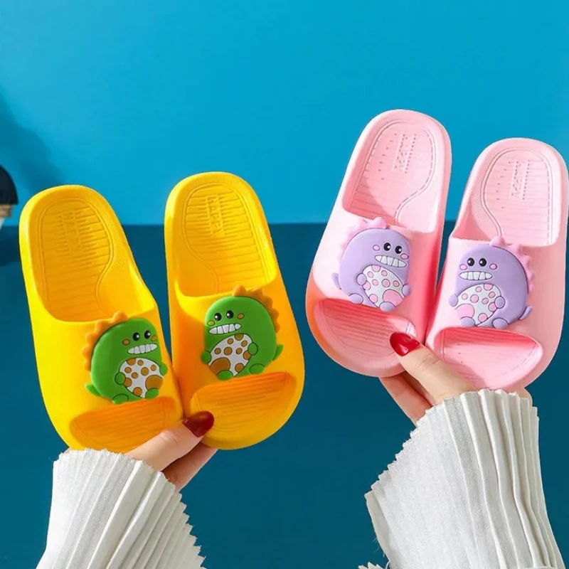 Cartoon Dinosaur Slippers For Boys Girls New Summer Kids Beach Shoes Baby Home Bathroom Soft Indoor Flip Flops Children Sandals