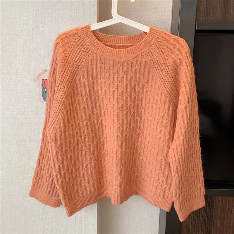 

New autumn and winter 2020, round neck loose knit sweater, thin solid color, large women's coat and top trend