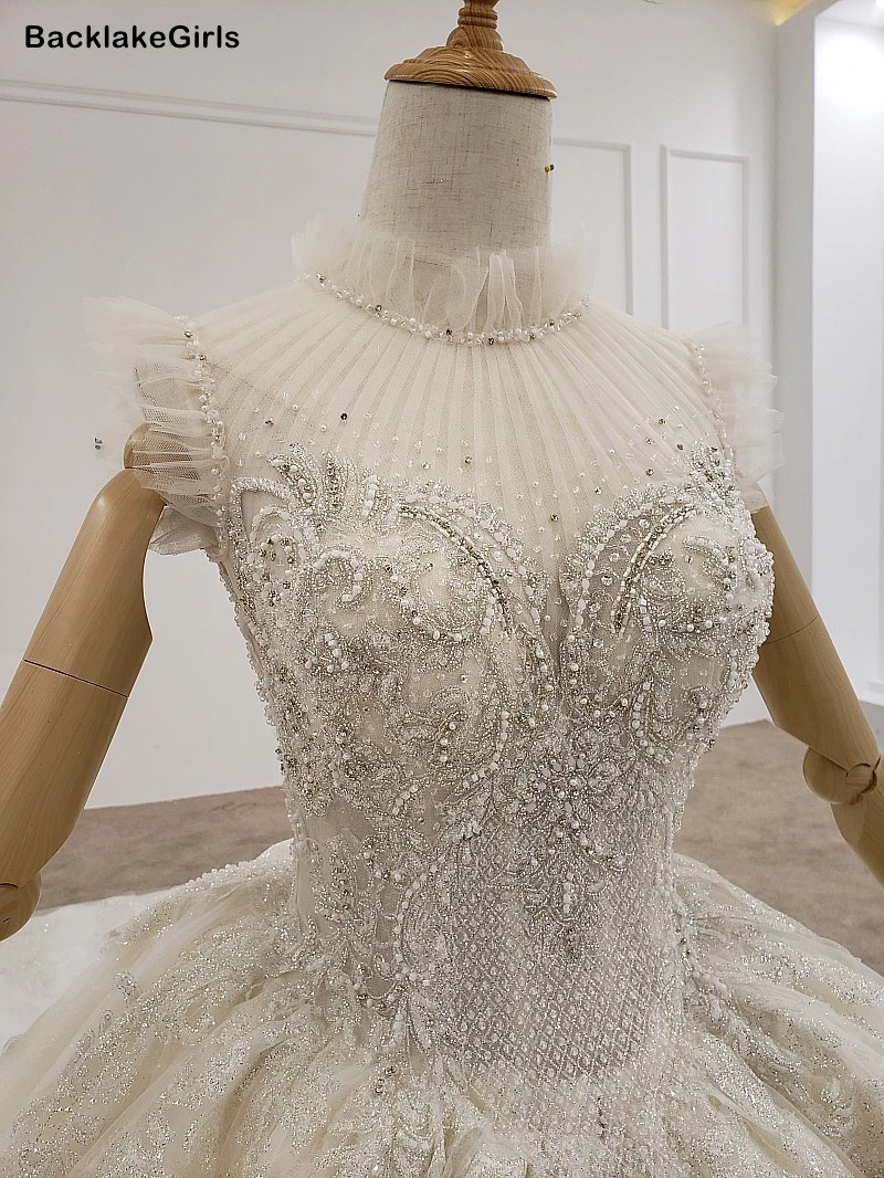 Свадебное платье с блестками и кружевами свадебное шлейфом для собора белые