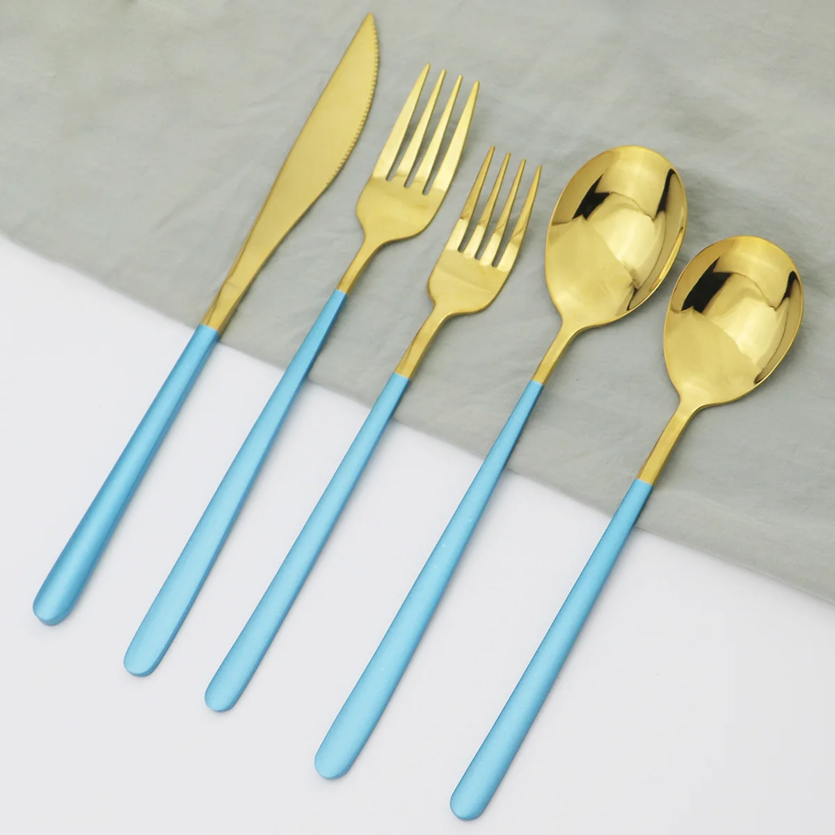 

5Pcs/Set Knives Forks Spoons Flatware Set Green Gold Cutlery Set Stainless Steel Dinnerware Set Kitchen Tableware Silverware Set