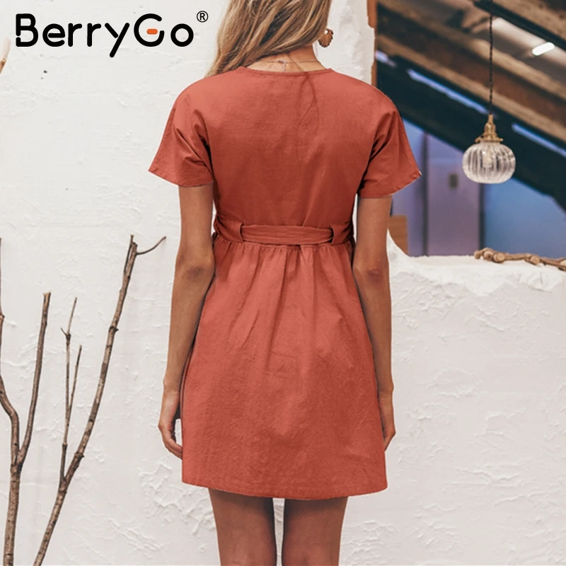 Платье BerryGo женское льняное с V-образным вырезом пикантный винтажный мини-сарафан