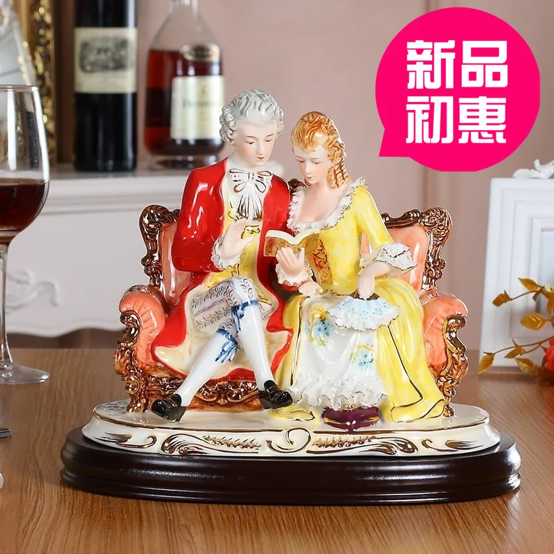 

High-end European-style ceramics figures decoration luxury royal home luxury crafts couples decorating wedding gifts