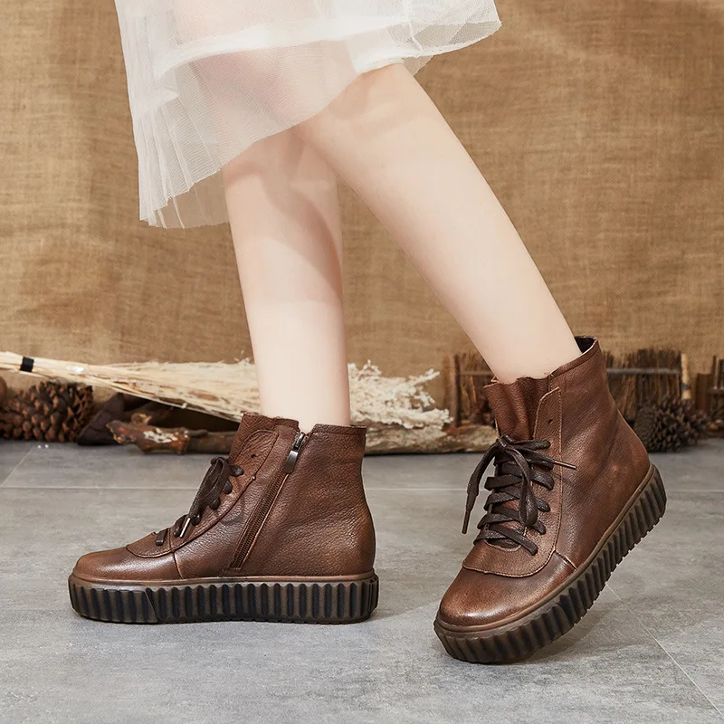 

New Women Boots Style New Women's Autumn Boots Breathable Comfortable Leather Flat Shoes Short Casual Footwear