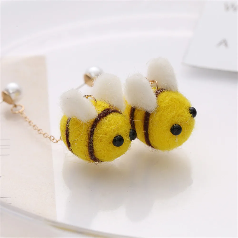 

2021 New Creative Cute Metal Leopard Print Plush Square Round Earrings Retro Drop Earrings Fashion All-match Drop Earrings