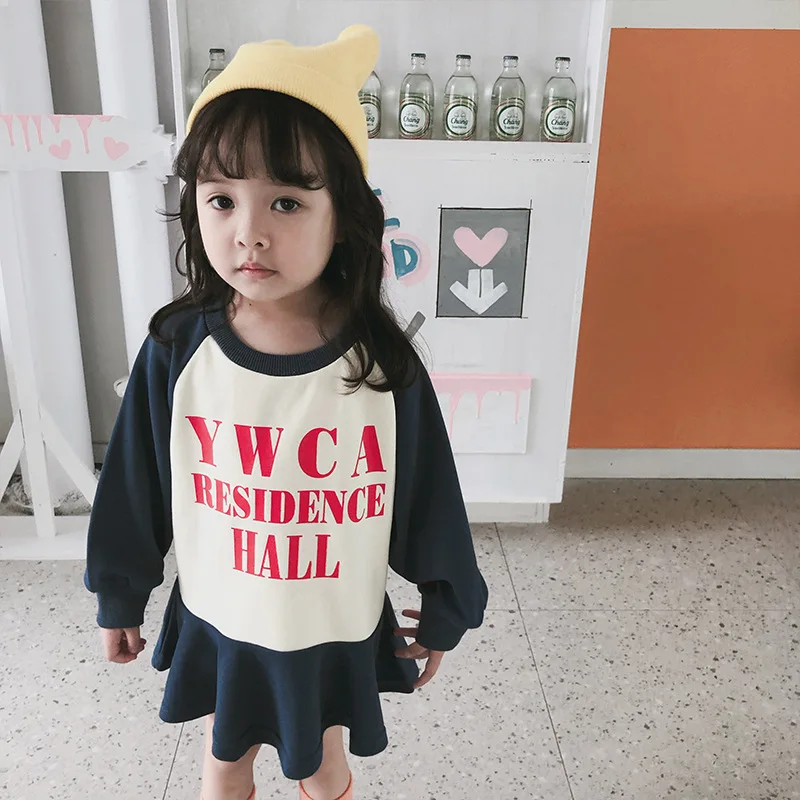 Милые платья с рукавами реглан и рюшами в консервативном стиле для девочек