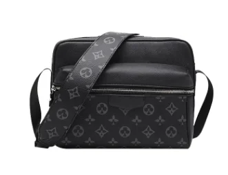 

Shoe and bag to Spain