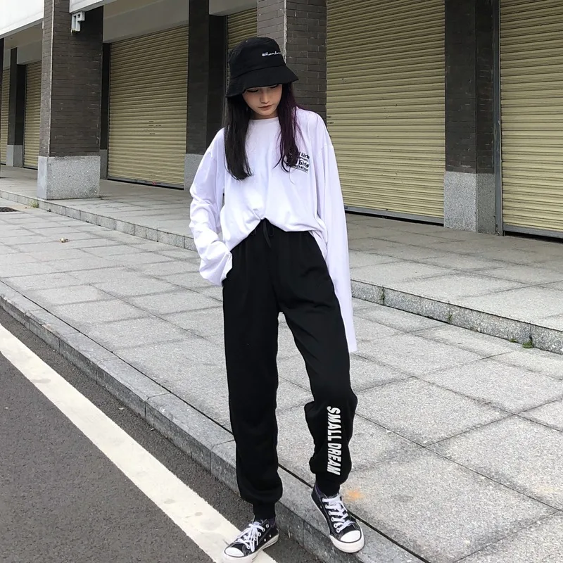 

Black Print Casual Wide Leg Pants Streetwear Women Korean Loose Sweatpants Hipster Fashion Wide Leg Pants Female Ins Harajuku