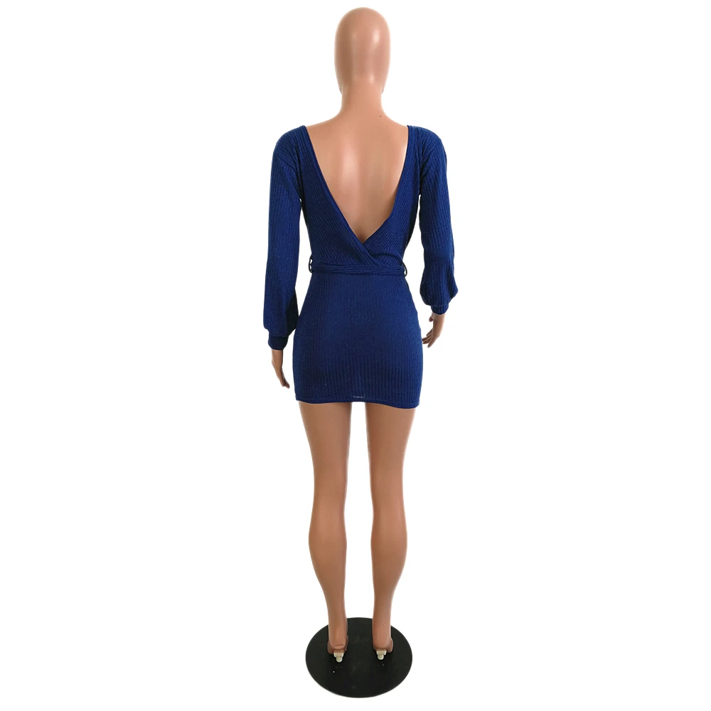 Новинка 2020 Женское зимнее мини платье одноцветное глубокий v-образный вырез