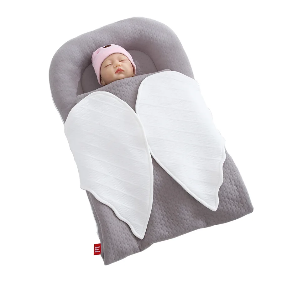 

43*115cm Portable Bassinet Bed for Girls Boys Baby Cribs with Angel Swing Mom Hug Swaddle Wrapped Blanket Bed