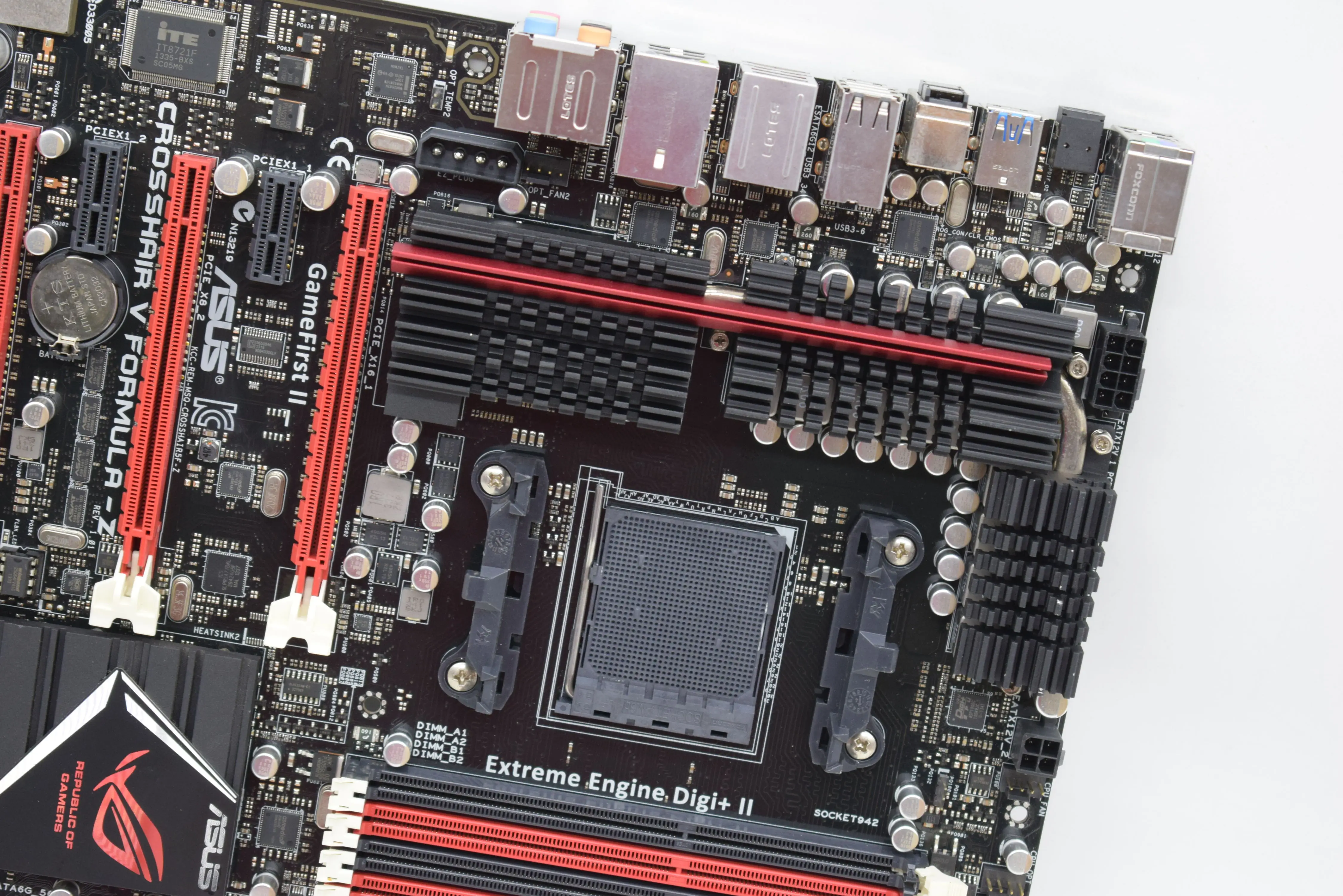 Для ASUS Crosshair V Formula Z C5F Socket AM3 + DDR3 32GB USB2.0 USB3.0 б/у настольная материнская