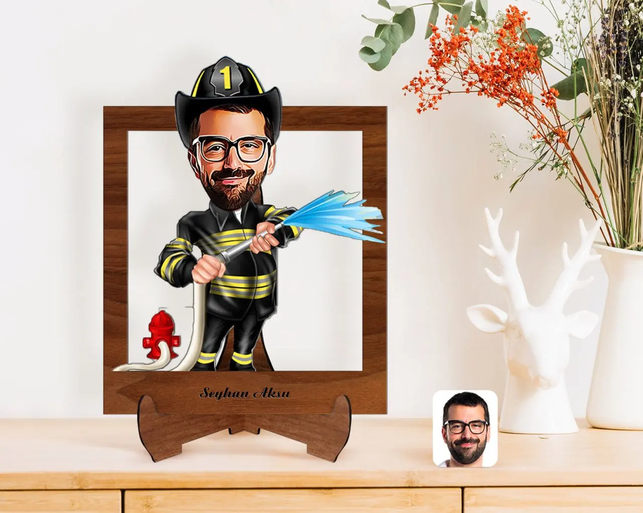 

Personalized Fireman Caricature Of Wooden STANDING 3D Biblo-1