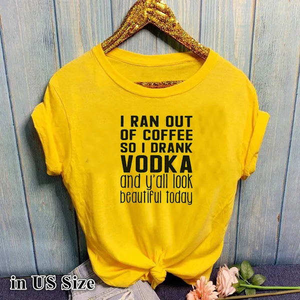 У меня закончился кофе с буквенным принтом Футболка для женщин коротким рукавом