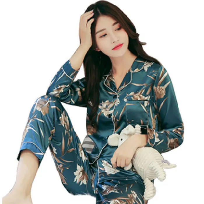 

2020 Ice silk women pajamas ladies long-sleeved trousers autumn thin Korean version silk simple noble home clothes tz51