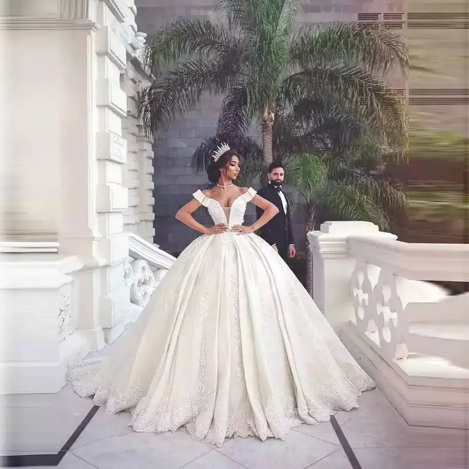 

Ball Gown V-Neck Off the Shoulder Custom Made Wedding Gown Bridal Dresses
