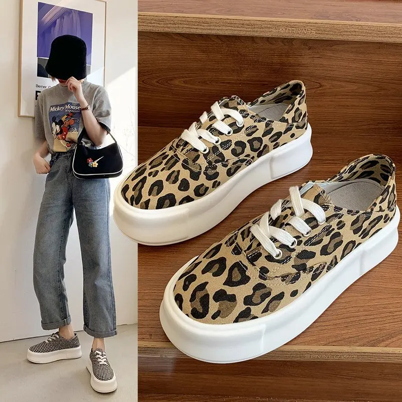 

Flat Platform Shoes Woman Leopard Canvas Flats Shoes 2021 New Thick Soled Sports Shoes Lace-up Boat Shoe Casual Lofers Sneakers