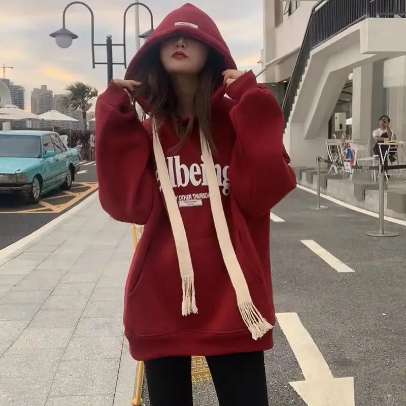 Женская толстовка с длинным рукавом капюшоном и надписью уличная одежда в стиле
