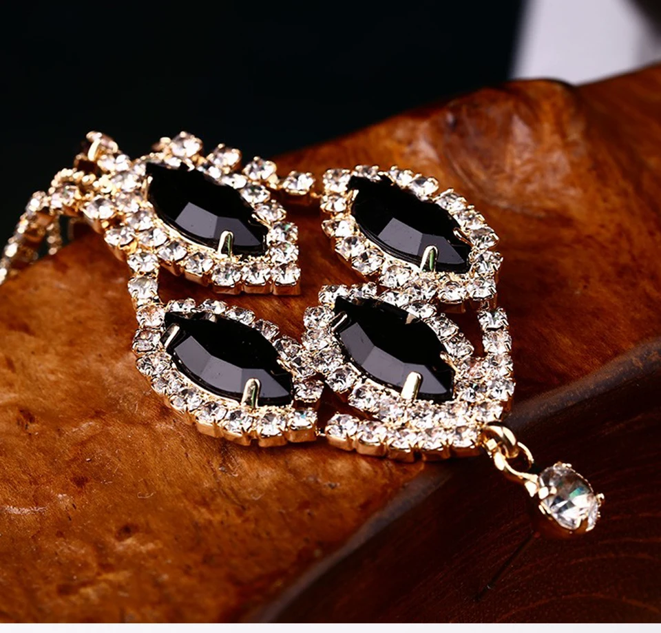 YFJEWE, королевские сексуальные черные акриловые стразы, серьги с кисточками для женщин, сверкающие благородные вечерние платья, вечерние длинные серьги# E070