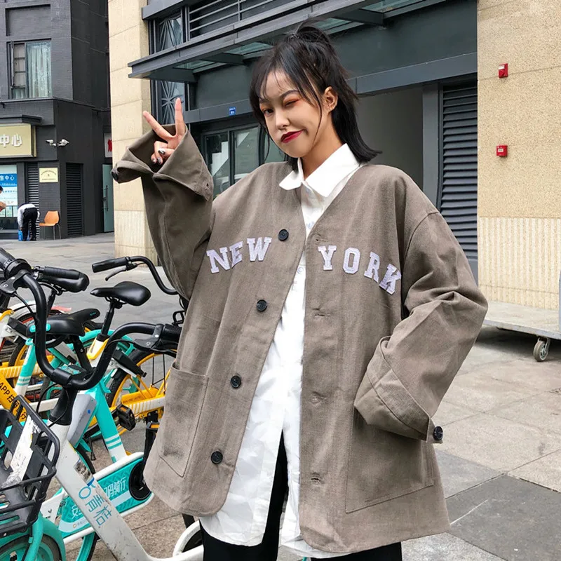 

Korean Style V-neck Letter Button Pocket Coat Female 2019 Autumn New Vintage Loose Slim Single-breasted Coat Women's Clothing