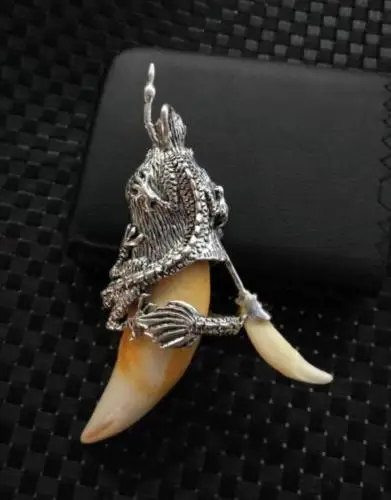 Exquisite Pure Brass Tibetan silver Guan Gong long Tiger tooth pendant Statue | Дом и сад