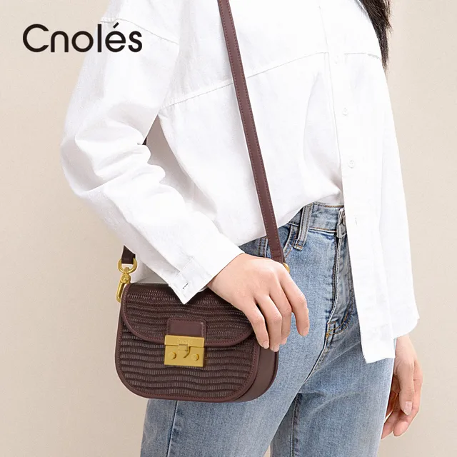 Casual Small Brown Crossbody Bags 5