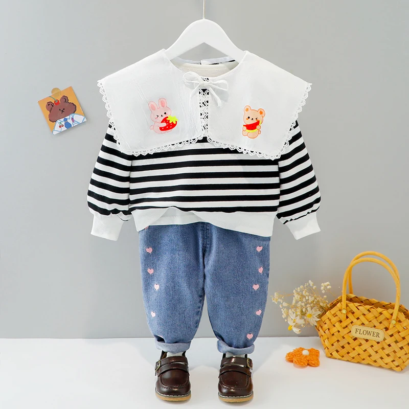 

Детская одежда, новинка 2022, модный Весенний костюм для девочек, милый топ в полоску для девочек, джинсовые длинные брюки, повседневный компл...