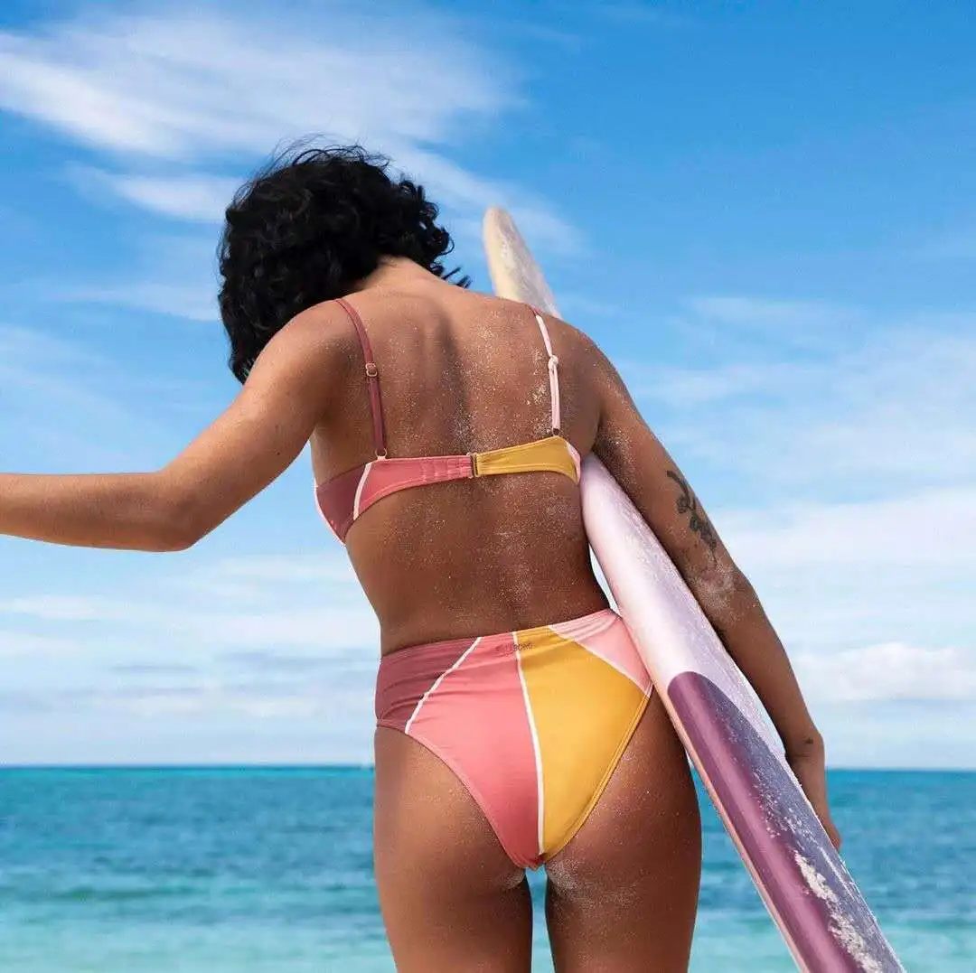 

Women Sexy Comfortable Geometric Print Bra And Panty Swimsuit Two-Piece Suit For Swimming Vacation Beach Bikini Set Pink