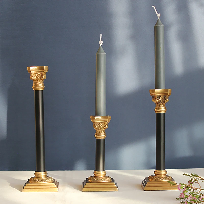 

Simple Brass Candle Holder Retro Nostalgic Decor Candlesticks European style ruled candlesticks Home Candlelight Dinner Decor