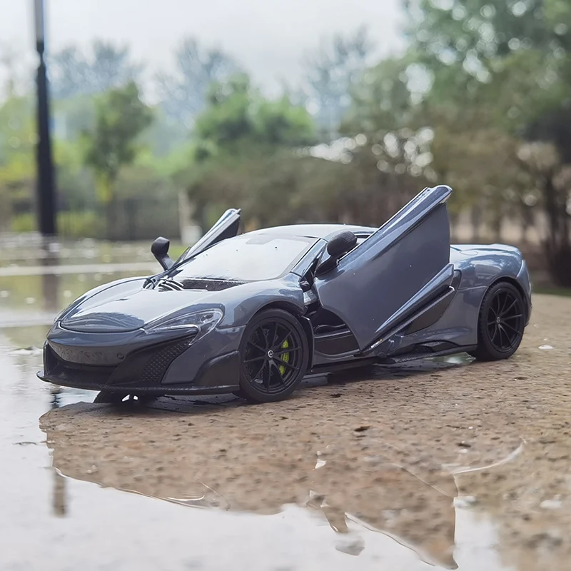 

WELLY 1:24 McLaren MCLAREN 675LT simulation alloy car model collection decoration