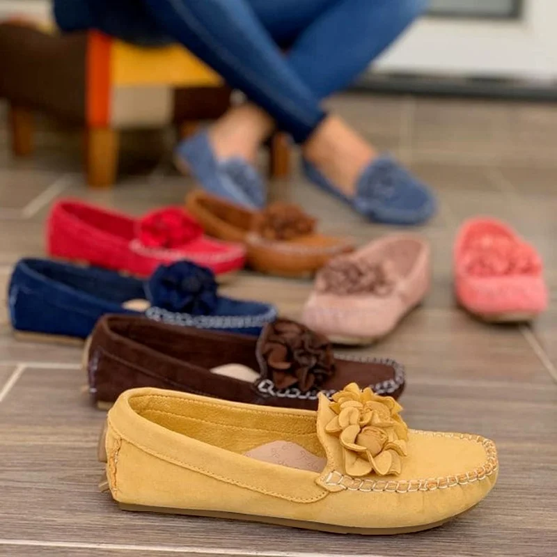 

New Women's Beef Tendon Soles Summer Pure Color Shallow Mouth Casual Light Shoes Women Flat Moccasin Soft Sole Women's Shoes