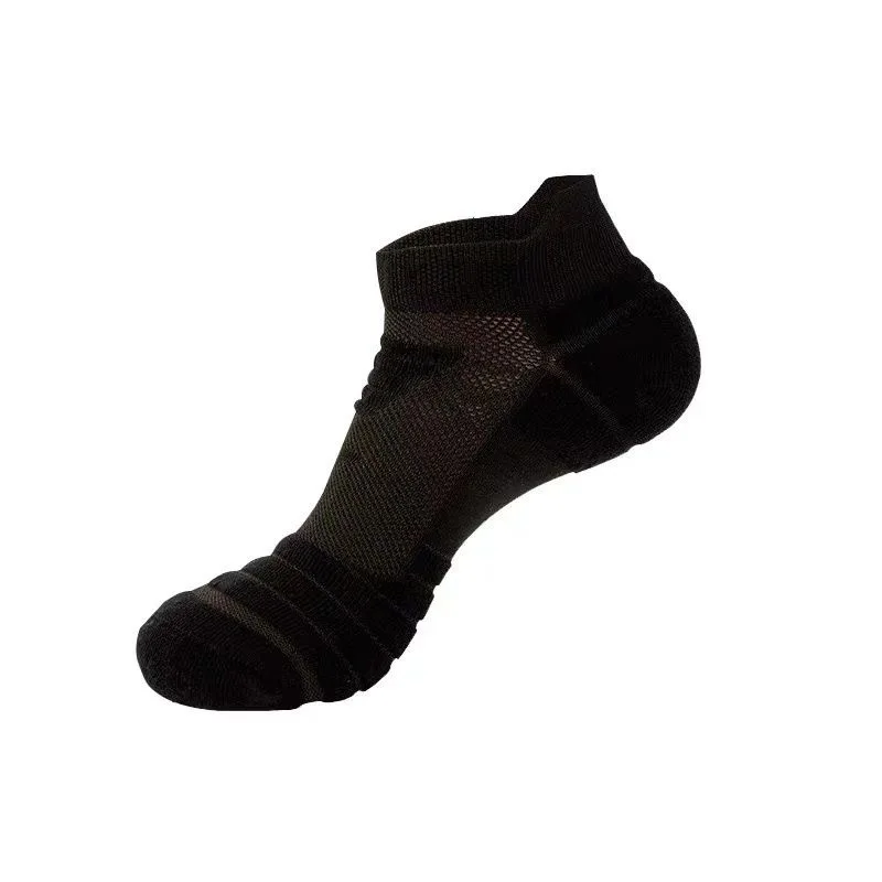 

Anti-sweat Men Women Cycling Socks Bike Socks Short Tube Breathable Socks Outdoor Running Basketball Soccer Sports Socks