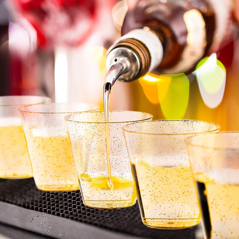 100 шт. пластиковые чашки прозрачные стаканы золотые блестящие красивые