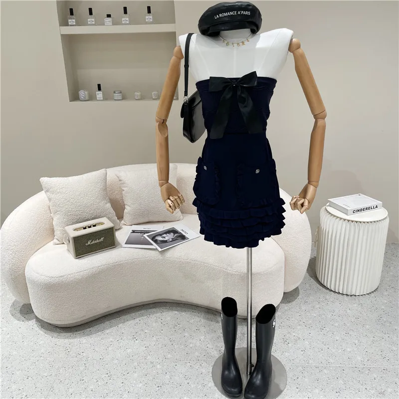 

Women's Spring Summer 2021 Fashion Temperament celebrity sweet bow wrapped chest Knitted Top Auricularia cake skirt suit