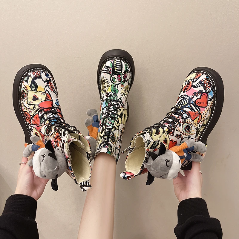 

Graffiti High Platform Boots Women Fashion Cartoon Martin Boots Women 2021 Non-slip Wear-resistant Sole Ankle Boots Ladies
