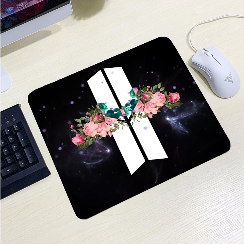 

Black Pattern Background Logo Speed Small Mouse Pad Waterproof Desk Gaming Accessories Mousepad Mat For Dota2 LOL CS GO Carpet