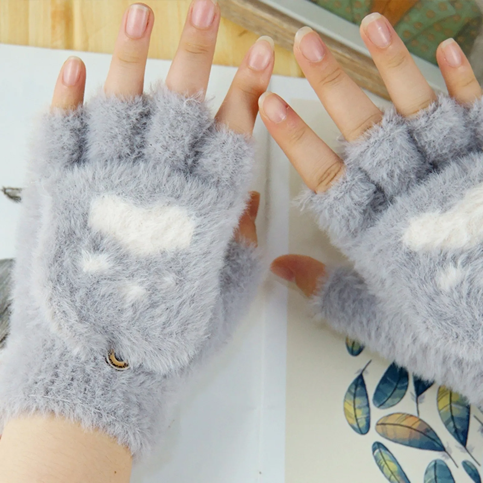 Женские зимние перчатки Guantes Niña теплые кашемировые с милым принтом вязаные