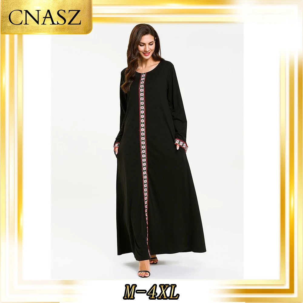 Женское черное платье с вышивкой круглым вырезом и карманами | Тематическая