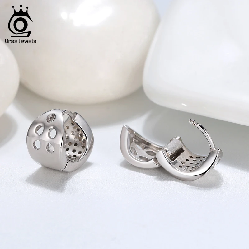 Женские серьги с полыми камнями ORSA JEWELS маленькие 24 фианит AAAA элегантные изящные