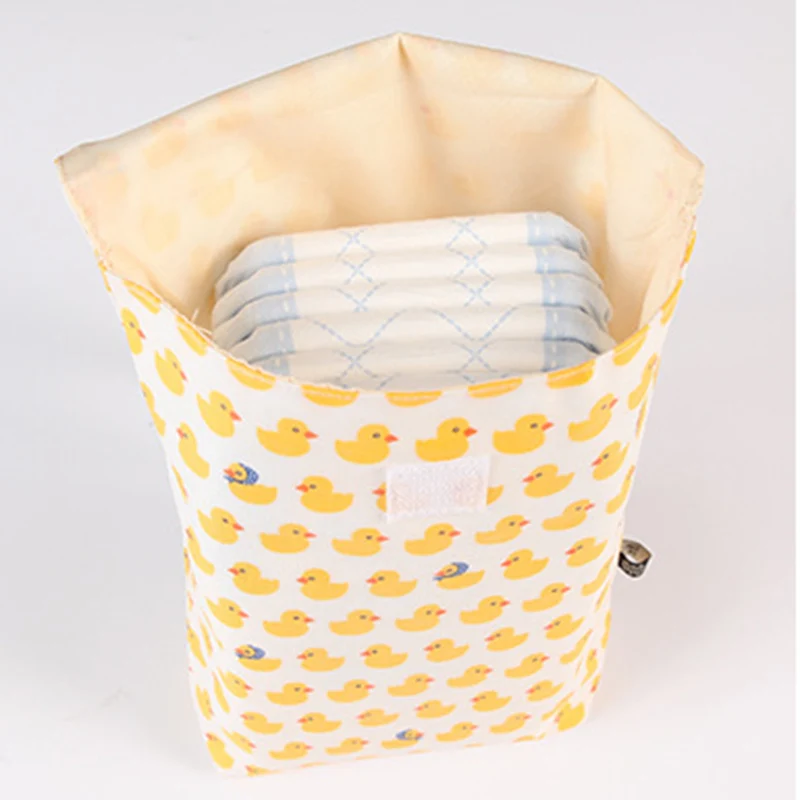 

2020 Baby Diaper Bag Waterproof Portable Printing Storage Nappy Pouch for Outdoor