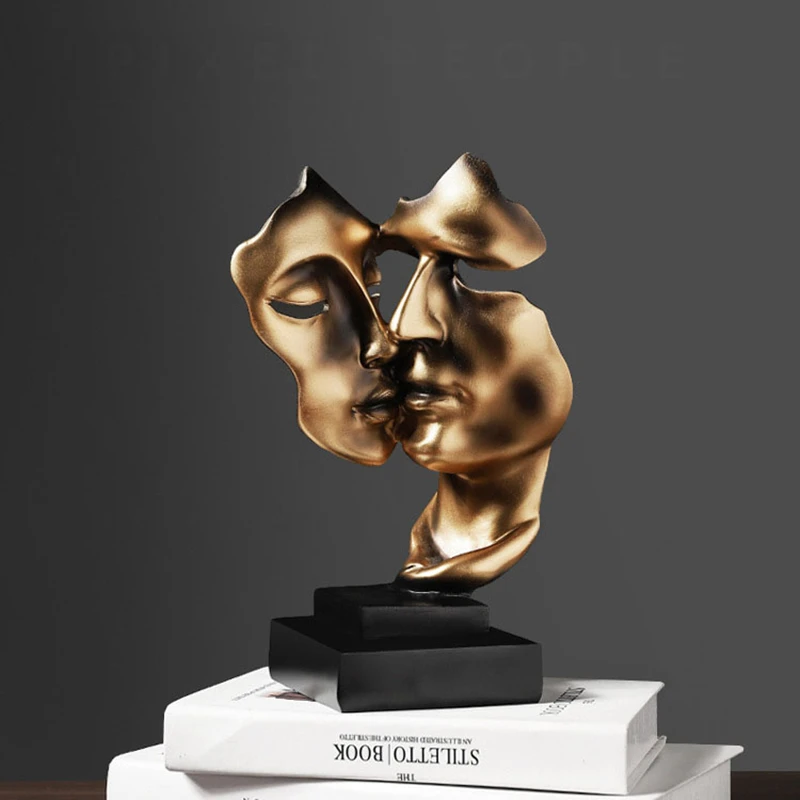 

Desktop Decoration Resin Statue Kiss Couple Mask Interior Home Decor Nordic Golden Abstract Sculpture Crafts Office Living Room