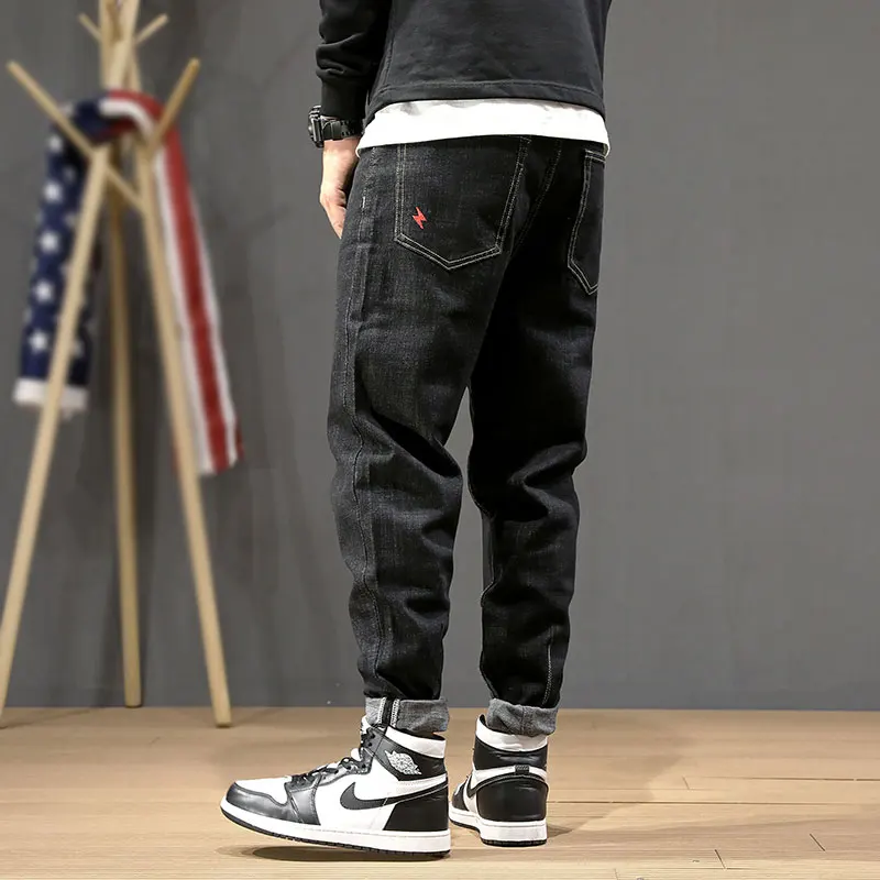 

Streetwear Fashion Men Jeans Black Color Elastic Casual Denim Harem Pants Korean Style Embroidery Designer Wide Leg Jeans Men