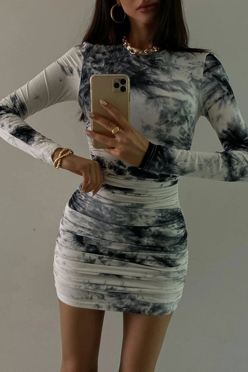 

2021 new ladies dress fashion sexy round neck long sleeve short dress Slim ice silk ribbed stretch dress