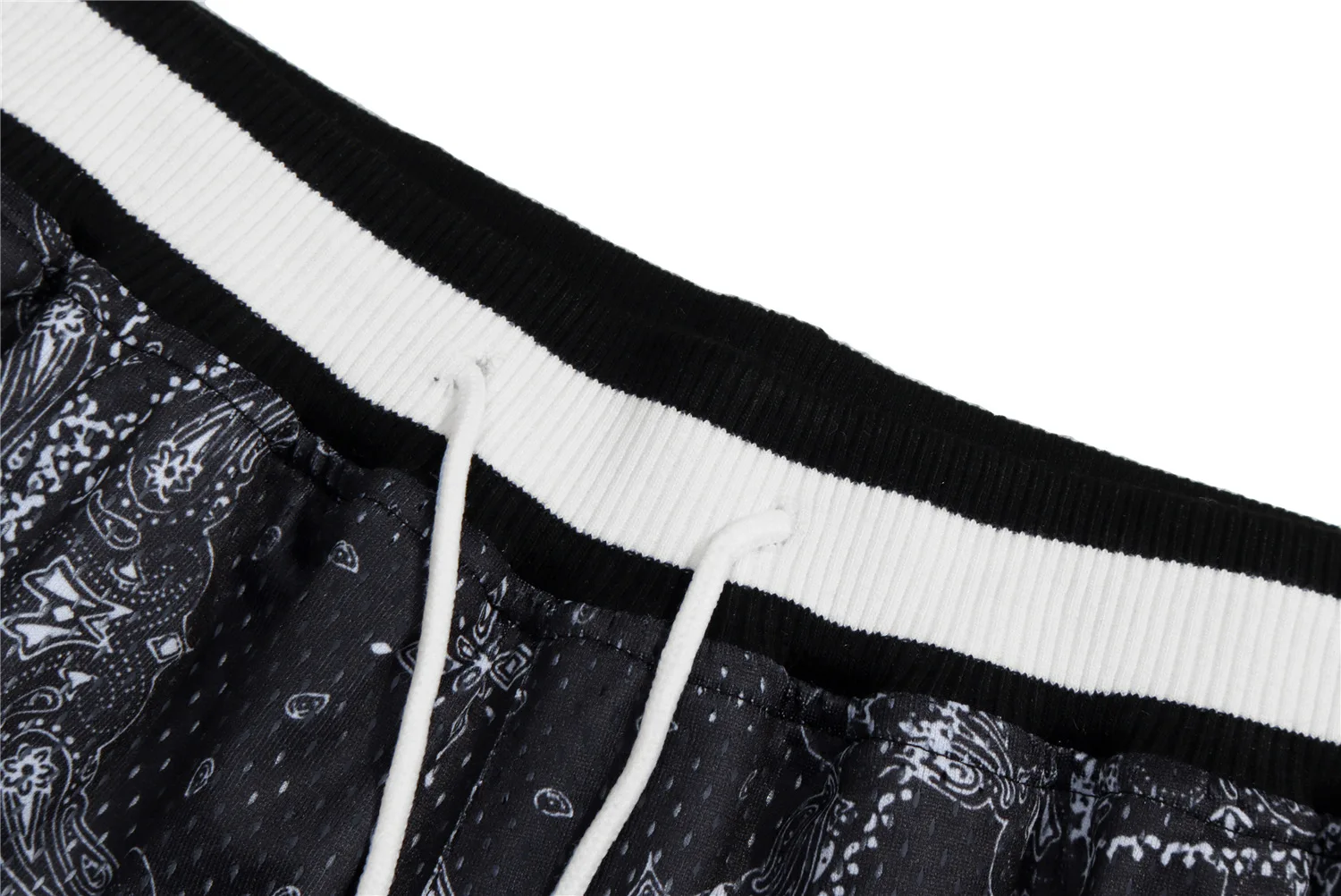 

Summer Trendy Full-Printed Cashew Flowered Loose Basketball Shorts Streetwear Hip-Hop Sports Short For Men Five-Point Pants 2021
