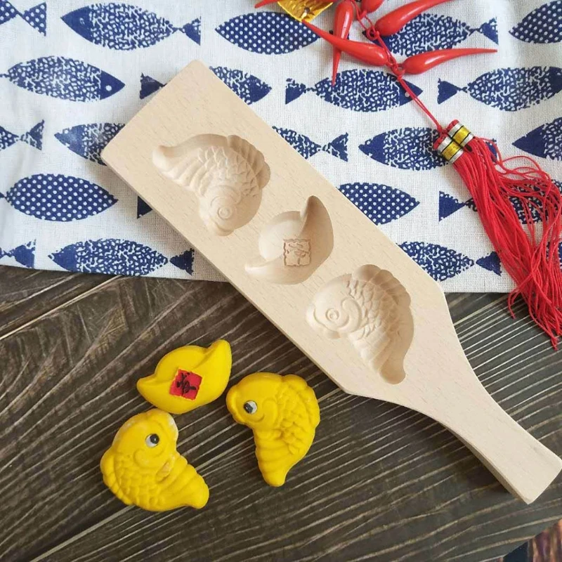 

Mooncake Mold Chinese Traditional Mid-autumn Festival Moon Cake Mould Wooden Fish Shape Pastry Baking Tool for Cookie