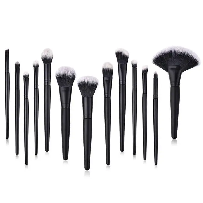 Набор кистей для макияжа растушевывающая придающая форму кисть 215 г 1 x