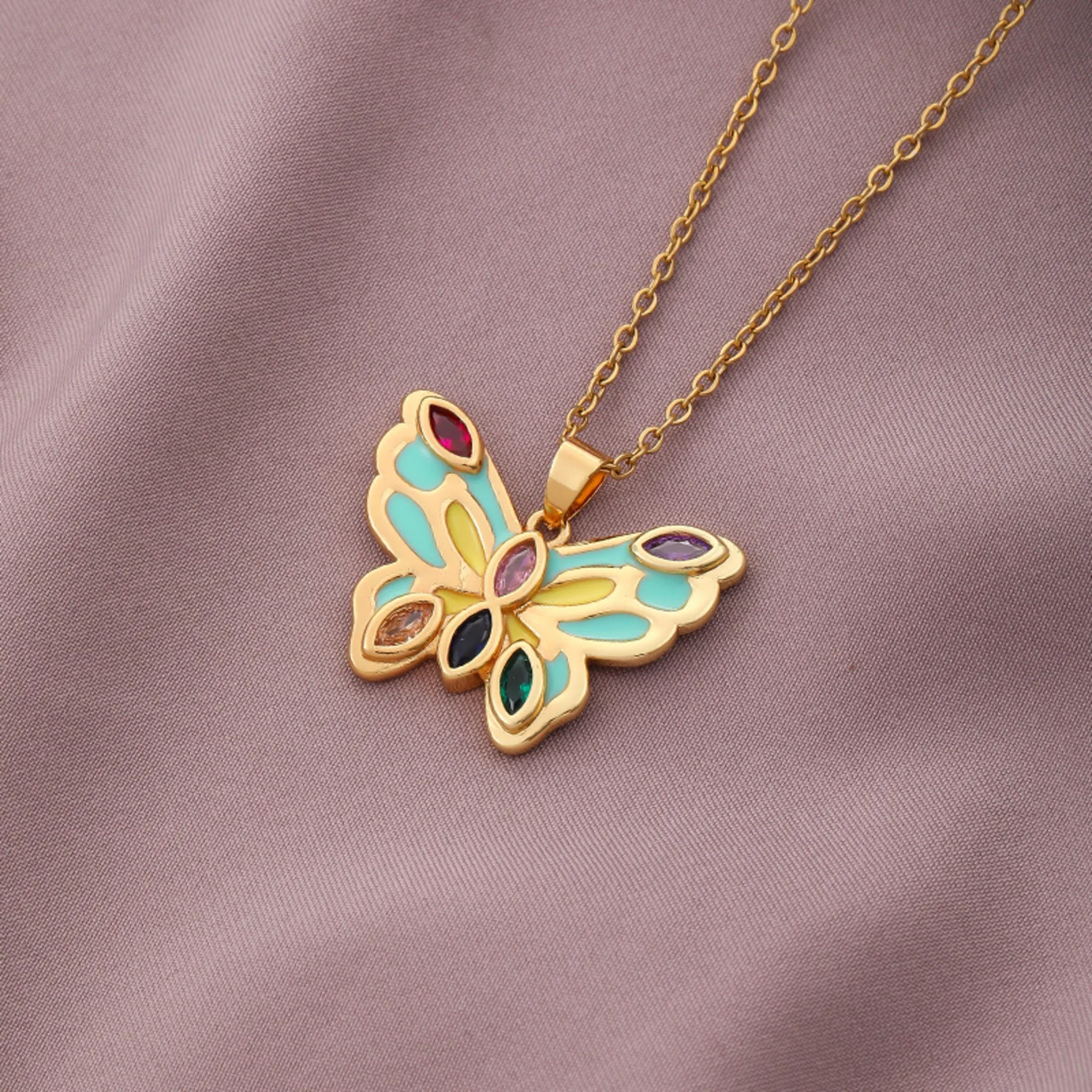 

Summer Women Suitable Size Vintage Insect Yellow Blue Colors Moissanite Butterfly Lover Kawaii Dainty Luxury Neck Chains