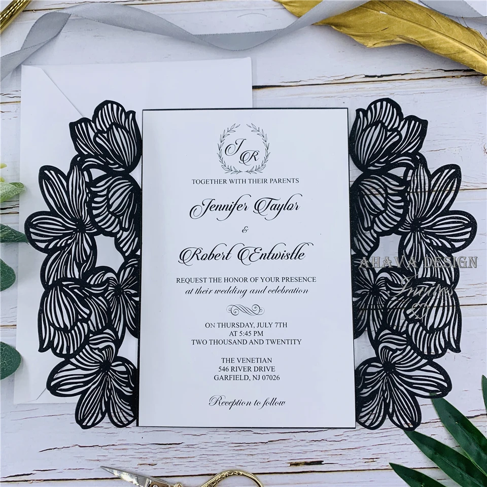 Изящная черная блестящая лазерная резка для свадьбы Приглашение с