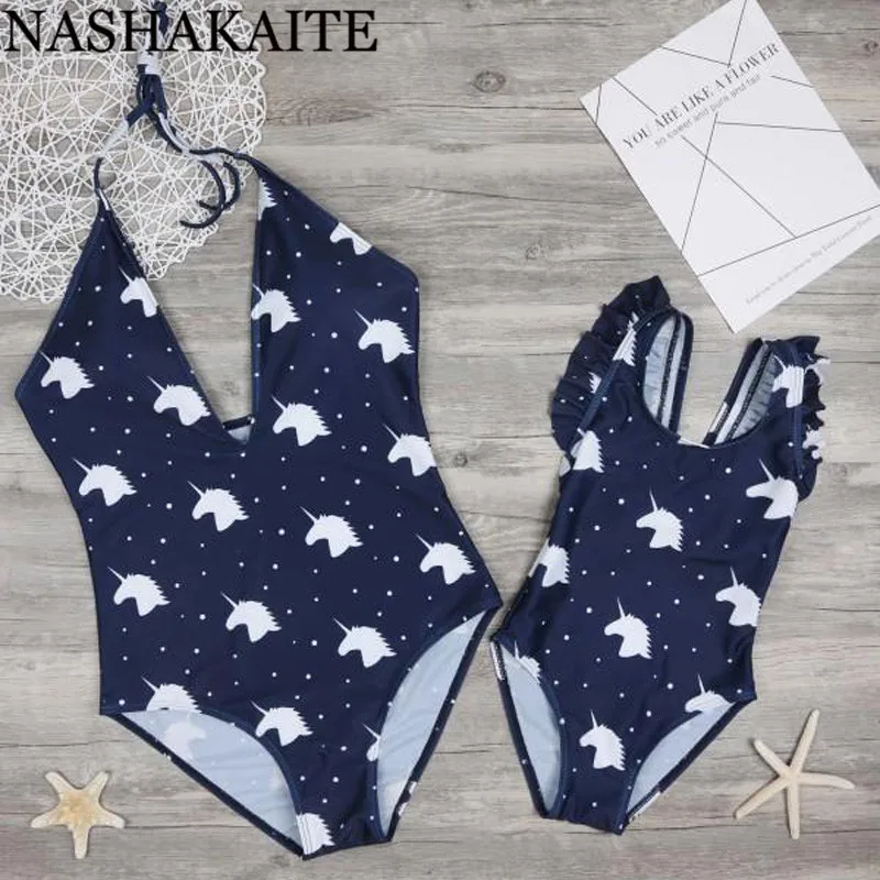NASHAKAITE/одинаковый купальник для мамы и дочки; Летний милый цельный пляжный костюм с героями мультфильмов; mae e filha; семейная одежда для мамы и дочки
