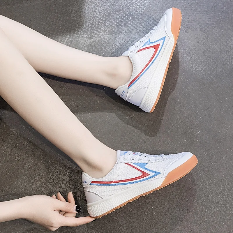 

New Arrival Badminton Shoe Unisex Anti Slip Boy Indoor Sports Shoes Luxury Brand Man Badminton Trainers Lacing Gym Shoes Woman