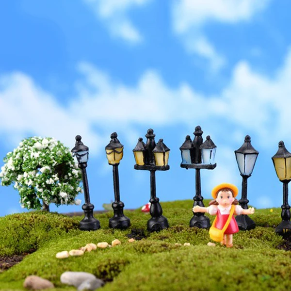 

Miniature Fairy Garden Streetlight Streetlamp Ornament Dollhouse Outdoor Decor Home Decoration